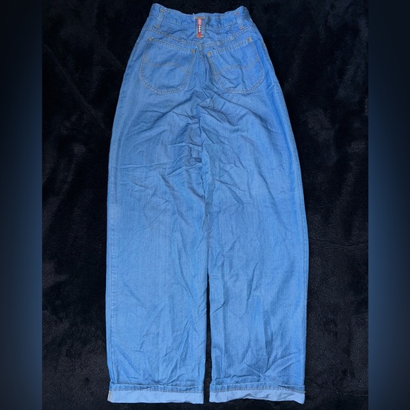 Vintage Lee’s Gossip Jeans
-Size W25x31L - Picture 1 of 8